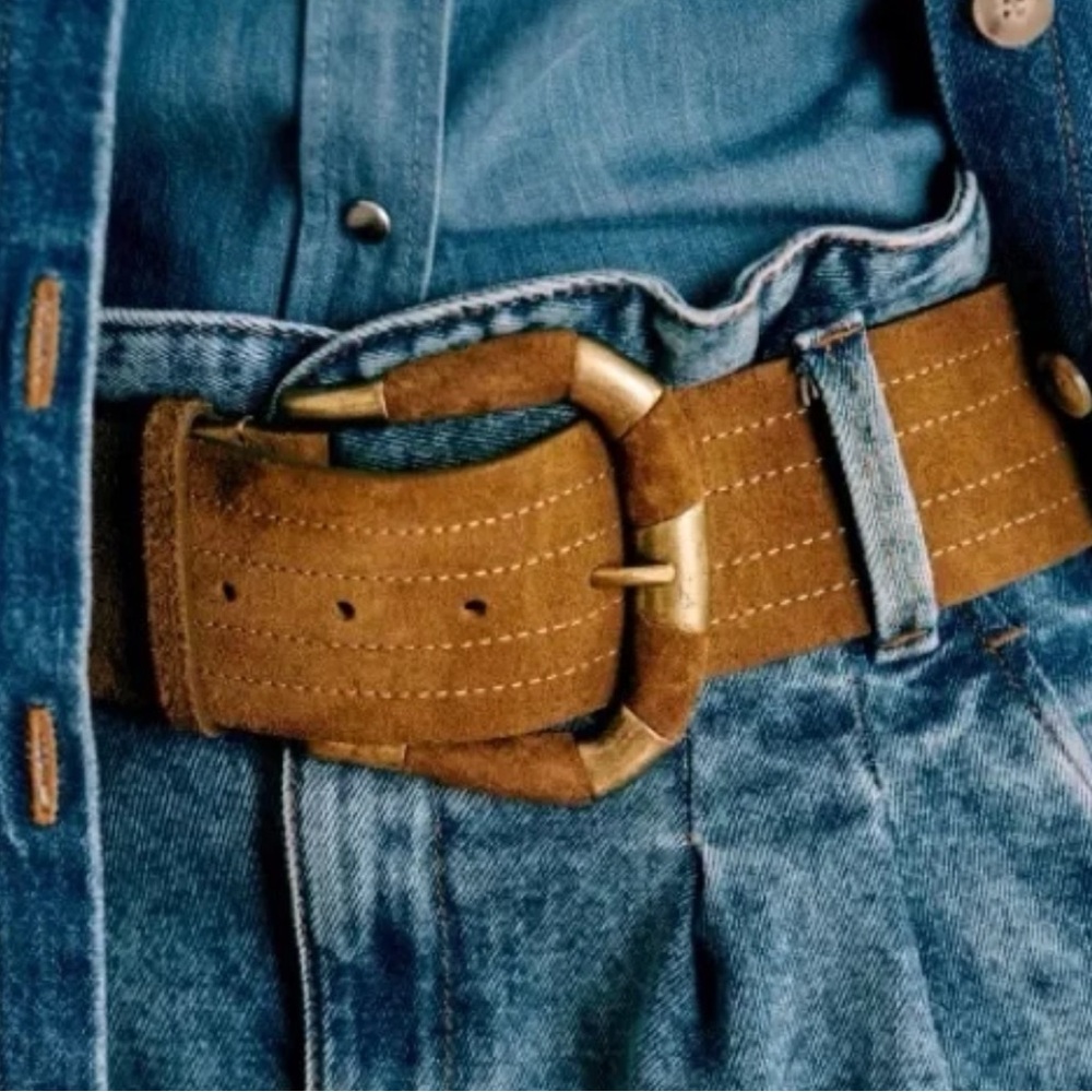 NWOT Sezane Sophie Belt in Taupe